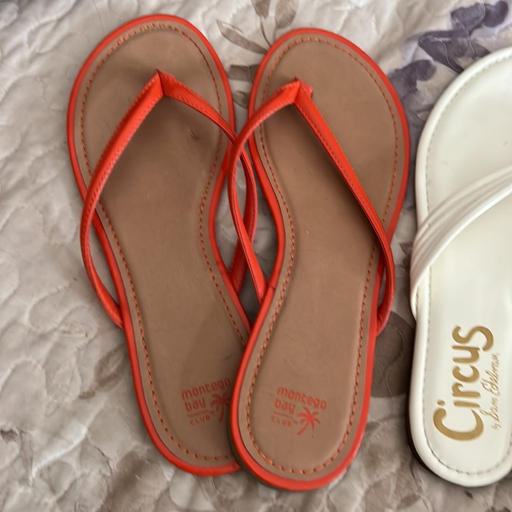 A bundle of 3 flip-flops - Picture 2 of 4